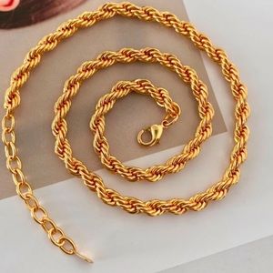 Oma the Label Caroline Chain